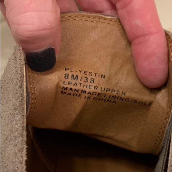 Gorgeous Suede Wedges - Picture 6 of 7